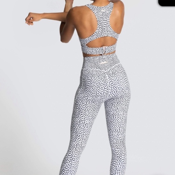 DOYOUEVEN Pants - DOYOUEVEN Excel White Speckled High Waist Leggings